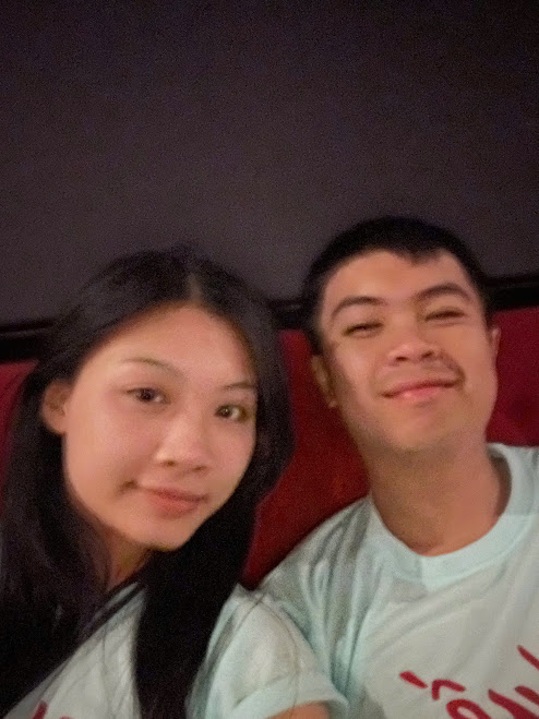 Một tấm nữa của hai đứa.